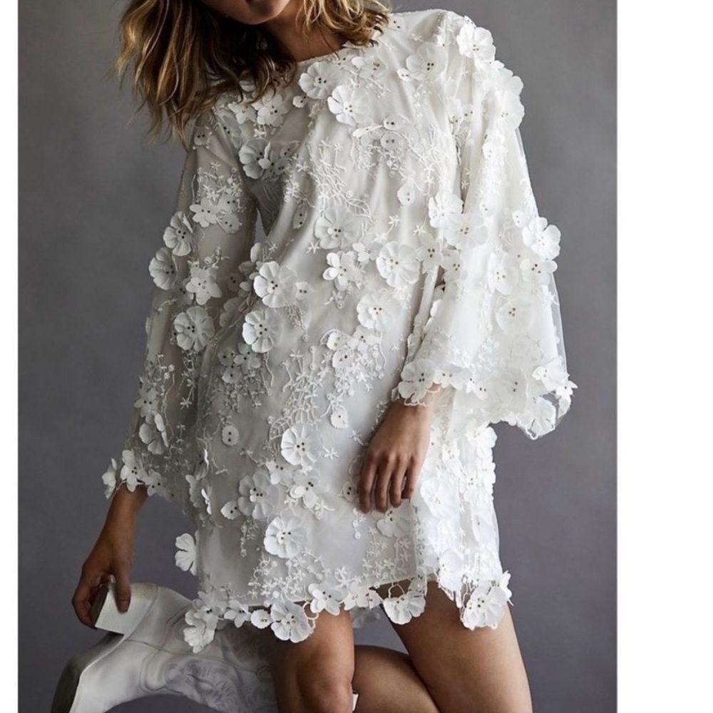 Elegant White Floral Dress